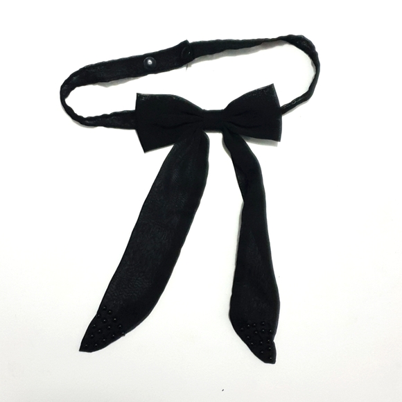 Black button up Bow collar Sheer material beaded - Picture 2 of 14